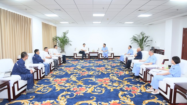 中電建河南工程有限公司黨委書記、董事長(zhǎng)劉長(zhǎng)龍一行到萬基控股集團(tuán)交流訪談