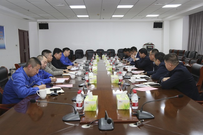 新疆建設(shè)兵團(tuán)第十三師新星市黨委副書記、師長劉文勝一行到萬基控股集團(tuán)調(diào)研